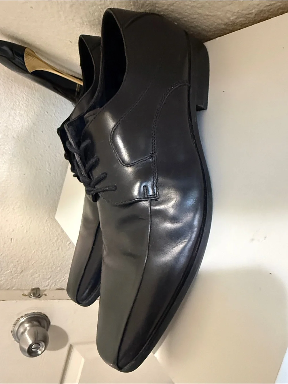 Aldo sleek black